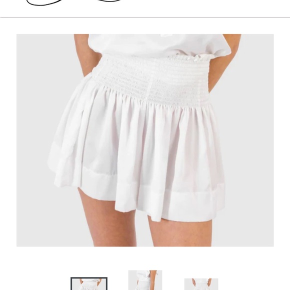 Women´s White Smocked Waist Skort